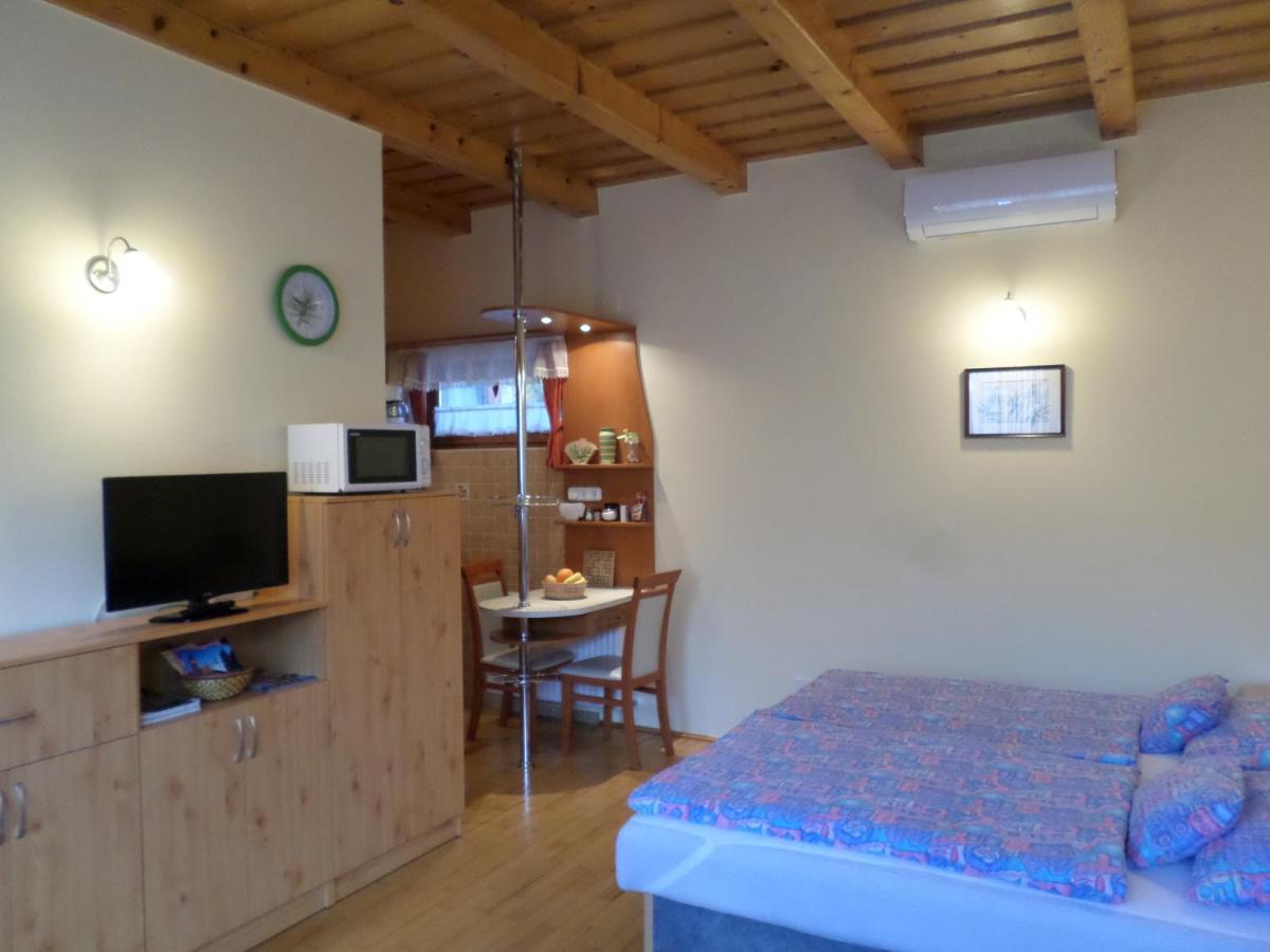 Betero Apartman Veszprém Exterior foto