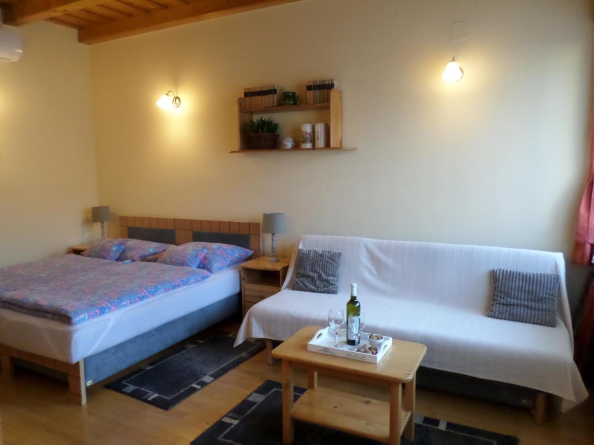 Betero Apartman Veszprém Exterior foto