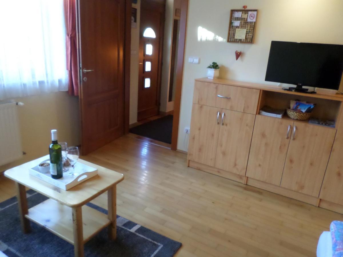 Betero Apartman Veszprém Exterior foto