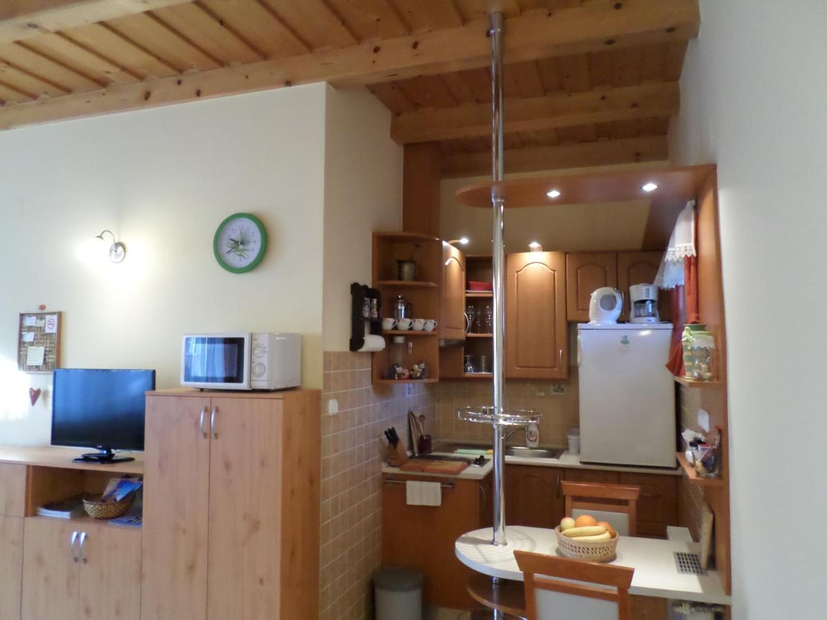 Betero Apartman Veszprém Exterior foto