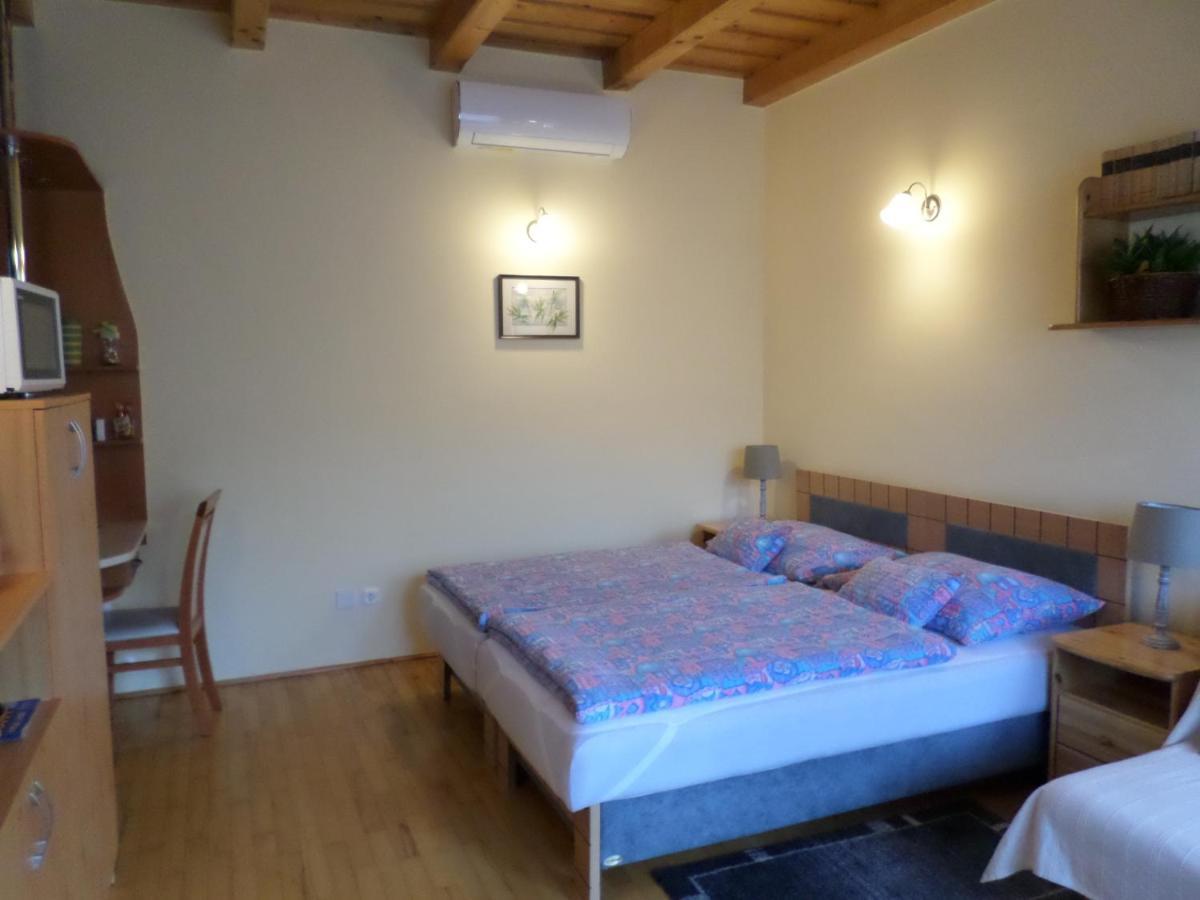 Betero Apartman Veszprém Exterior foto